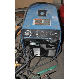 Used-MILLER-Used Miller Tig Welder-SYNCROWAVE 180 SD-9567