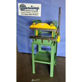 Used-Used Di-Acro Hand Press Brake-16-24-A1976