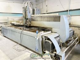 Used-Flow-Used Flow CNC Abrasive Dual Head Waterjet Cutting System with Flow PC Based Flowmaster Controller, 100HP 60,000 PSI Dual-Intensifier Pump, Dual Heads Waterjet Cutting System (GUARANTEED BY FLOW DEALER!)-4X2MWMC-A6373-01
